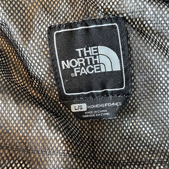 Northface jacket woman’s size large, black and white - Picture 8 of 8